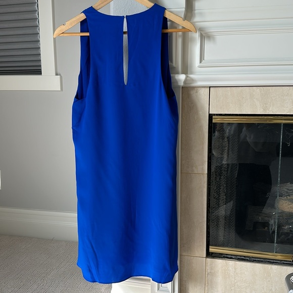 Rory Becca  100% silk blue mini dress. Perfect condition. Worn once. Size small. - Picture 6 of 9